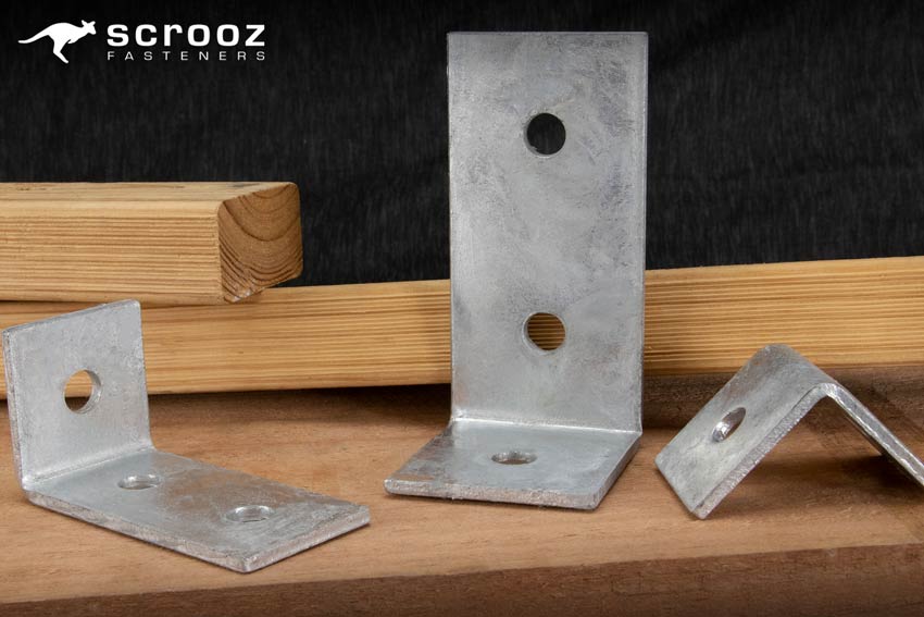 5mm Angle Brackets on a wood background by Scrooz Fasteners