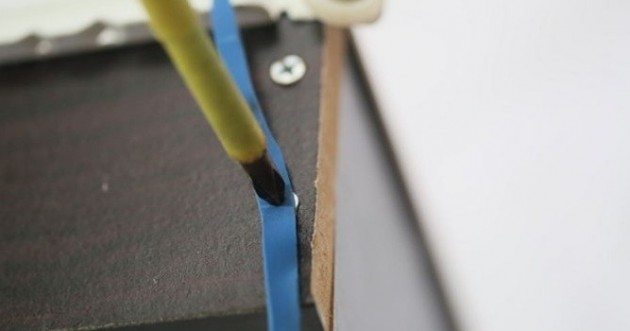 how to remove stripped screws - use a rubber band