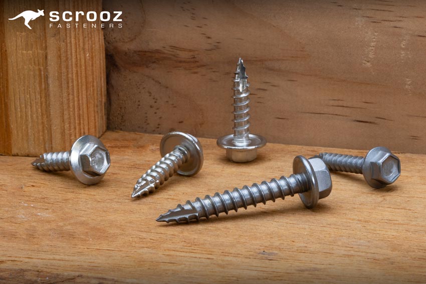 group shot of hex head type 17 screws. Both stainless steel 316 and galvanised main category splash image